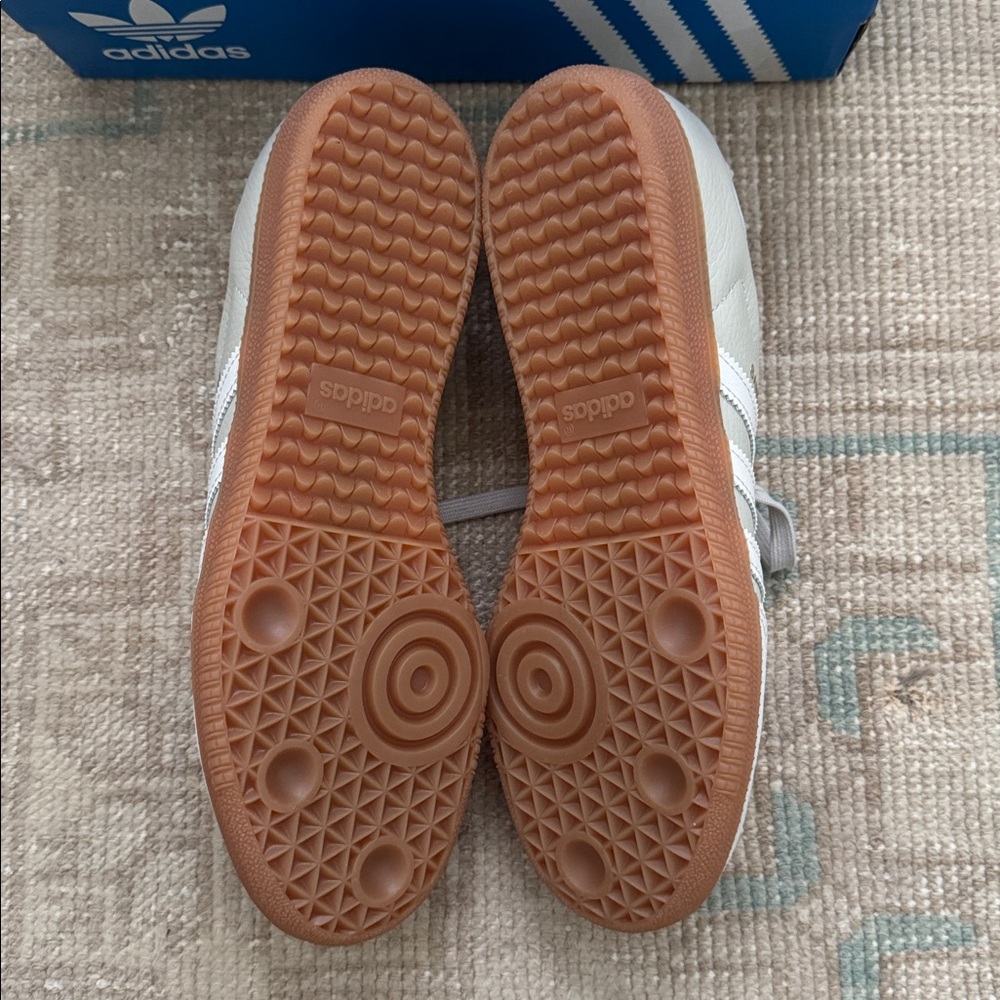 Adidas Womens Gray Sambas - Picture 6 of 7